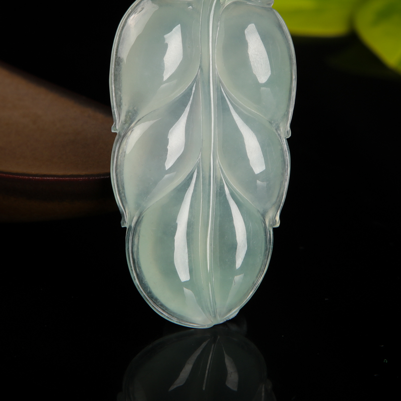 油青种翡翠金枝玉叶吊坠-红掌柜