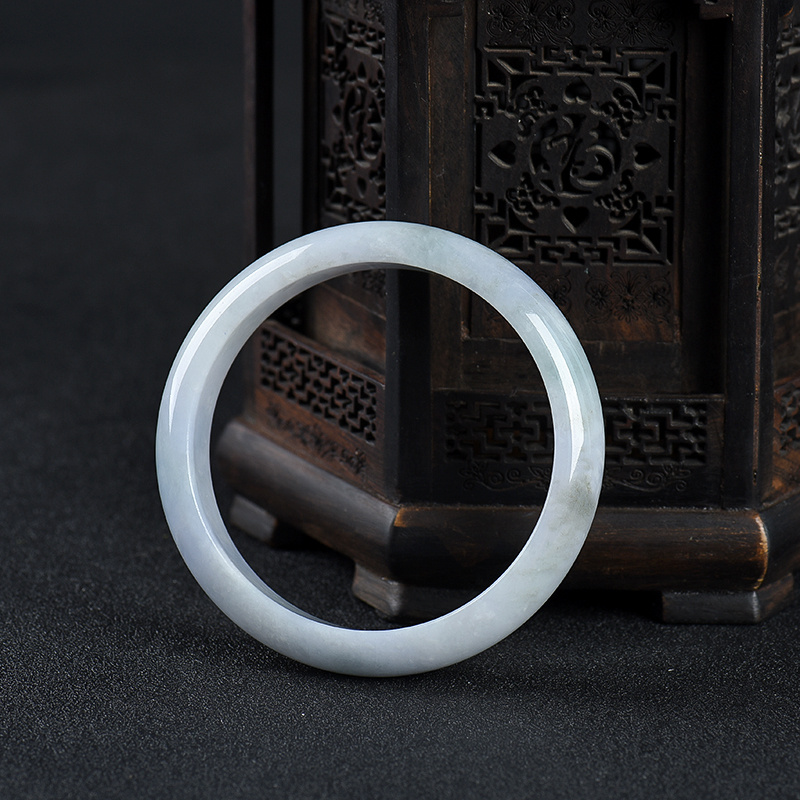 天然豆种春带彩翡翠手镯-红掌柜