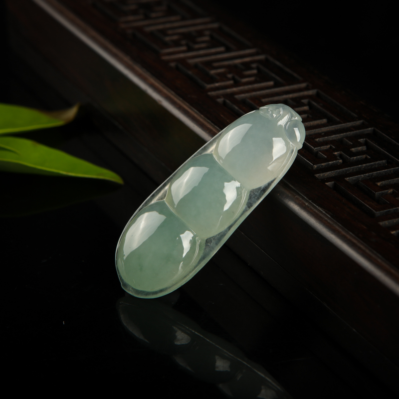 糯种翡翠连中三元吊坠-红掌柜