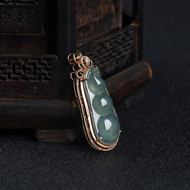 糯冰种飘花翡翠连中三元吊坠-红掌柜