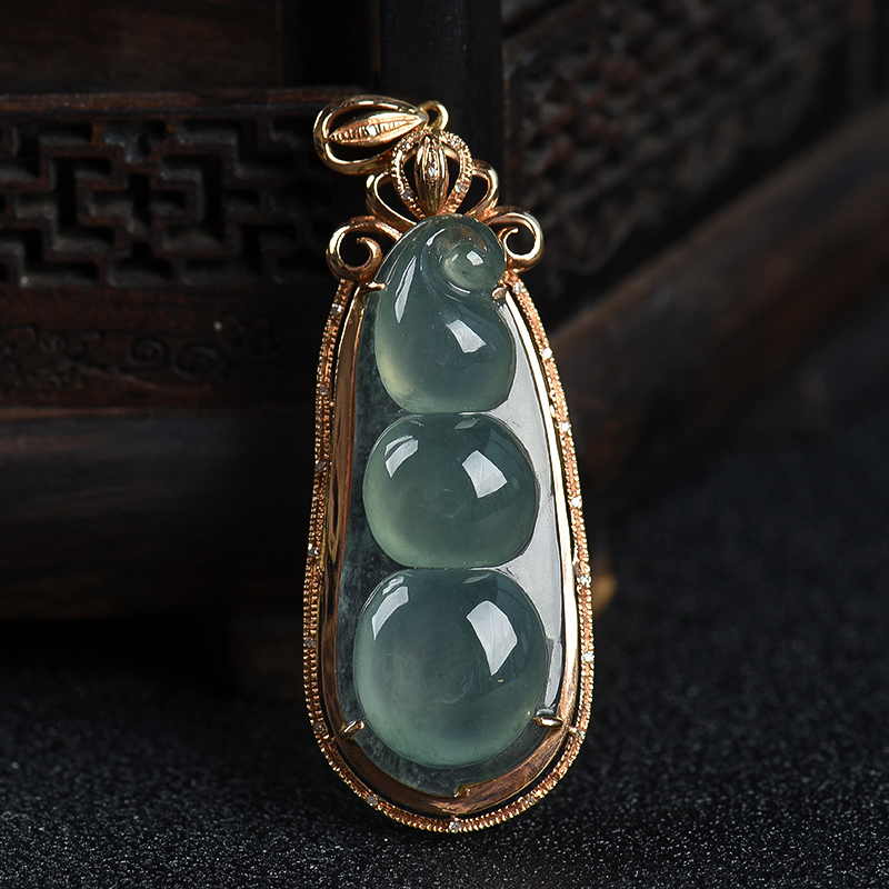 缅甸翡翠连中三元吊坠-红掌柜