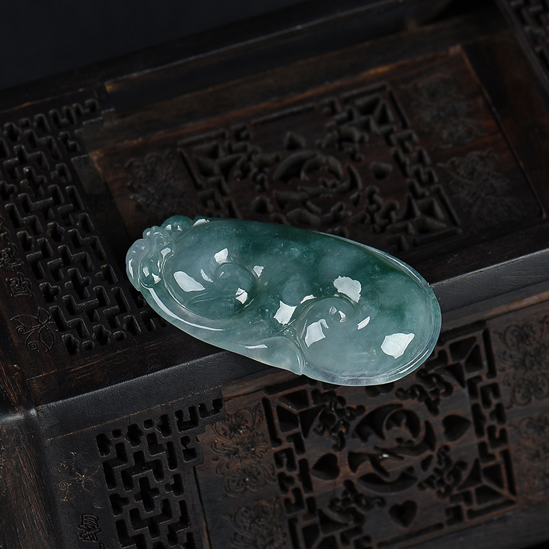 缅甸天然糯种翡翠如意吊坠-红掌柜