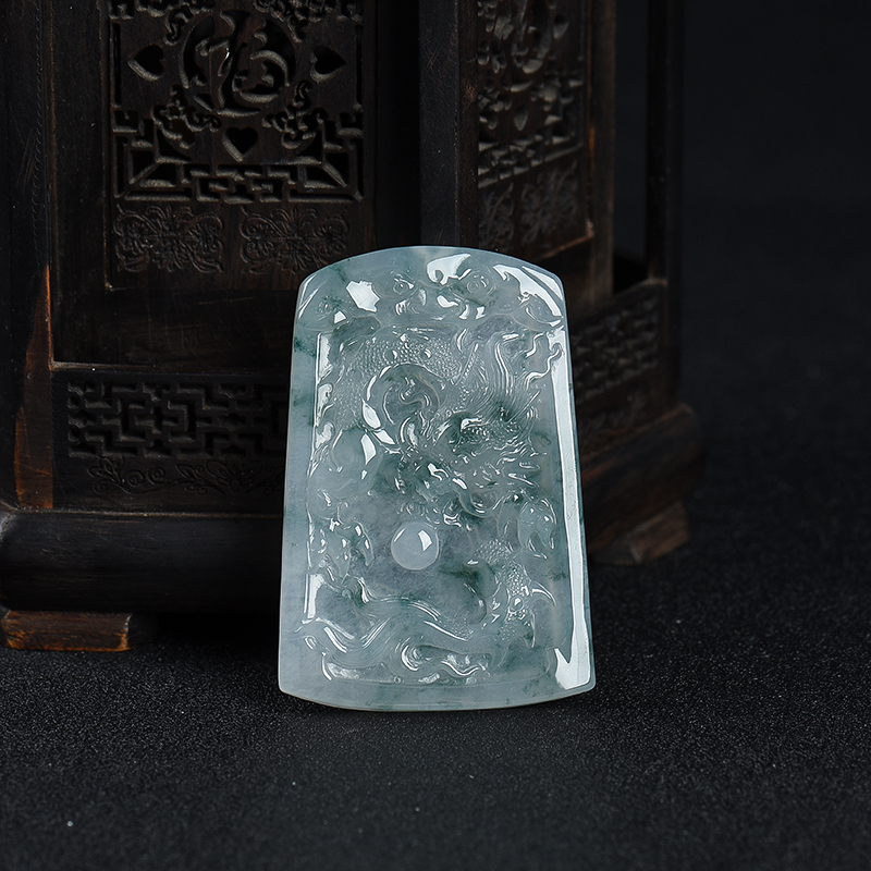 糯冰种飘花翡翠辰龙吊坠-红掌柜