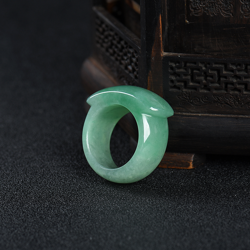 缅甸糯种灰绿翡翠戒指-红掌柜