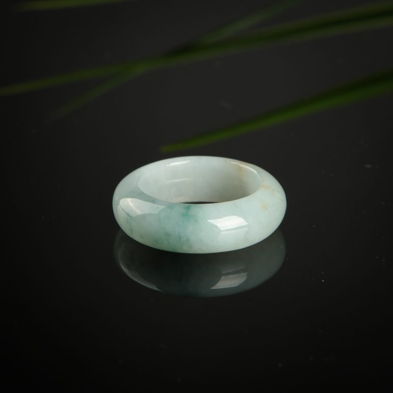 缅甸天然糯种翡翠戒指-红掌柜