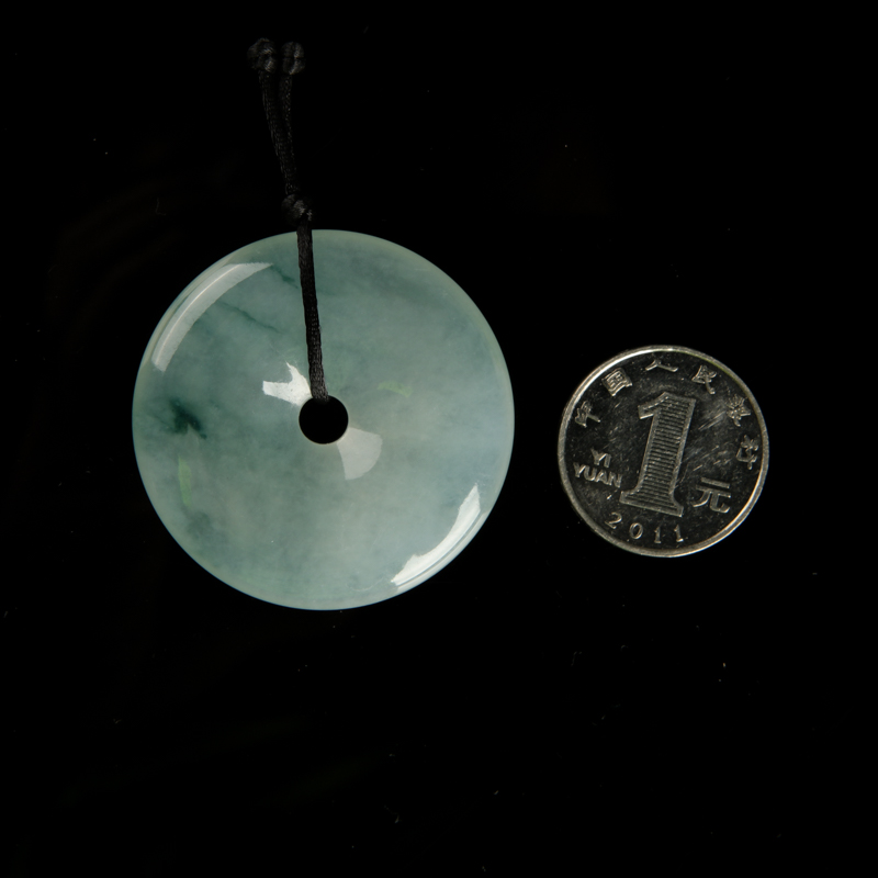 糯冰种飘花翡翠吊坠-红掌柜