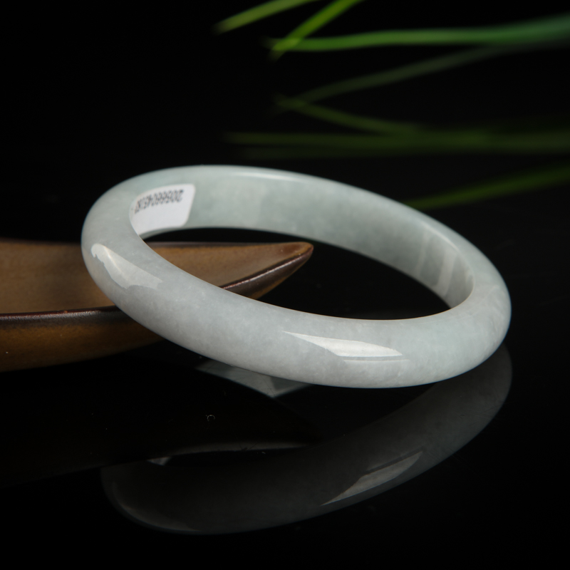 天然豆种翡翠手镯-红掌柜