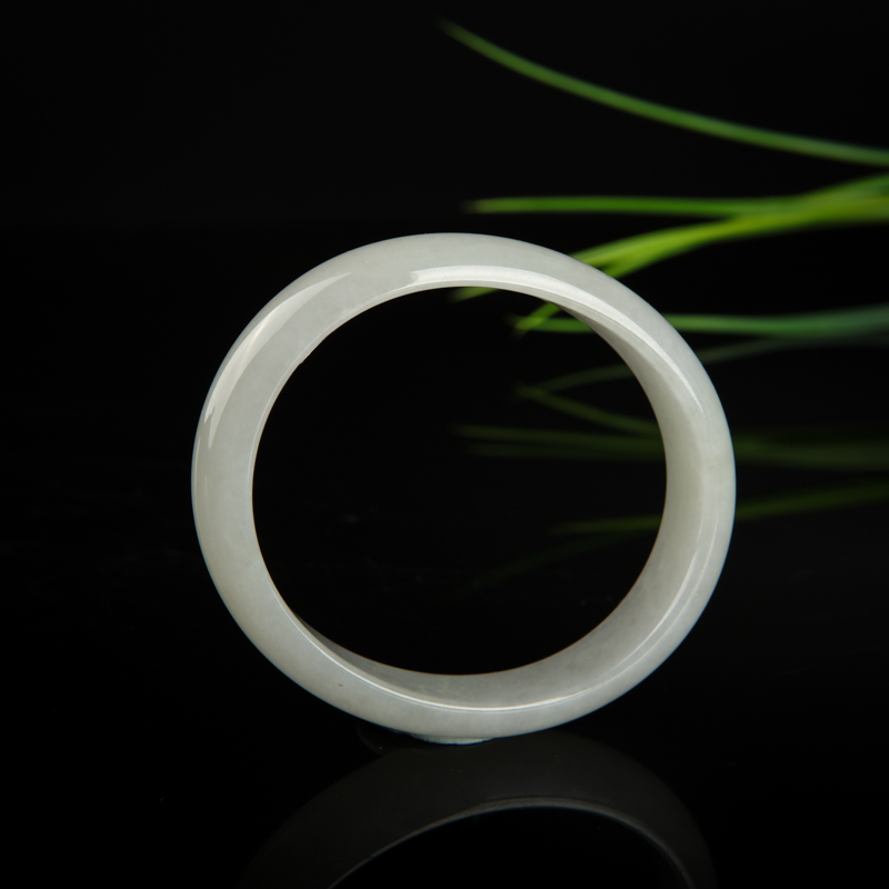 56.5mm豆种白色翡翠贵妃镯-红掌柜