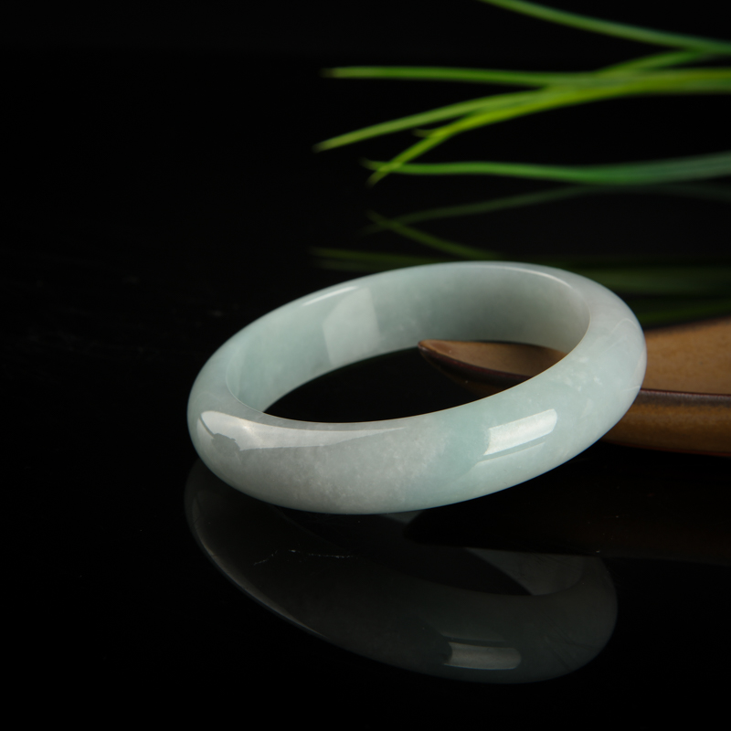 翡翠手镯-红掌柜