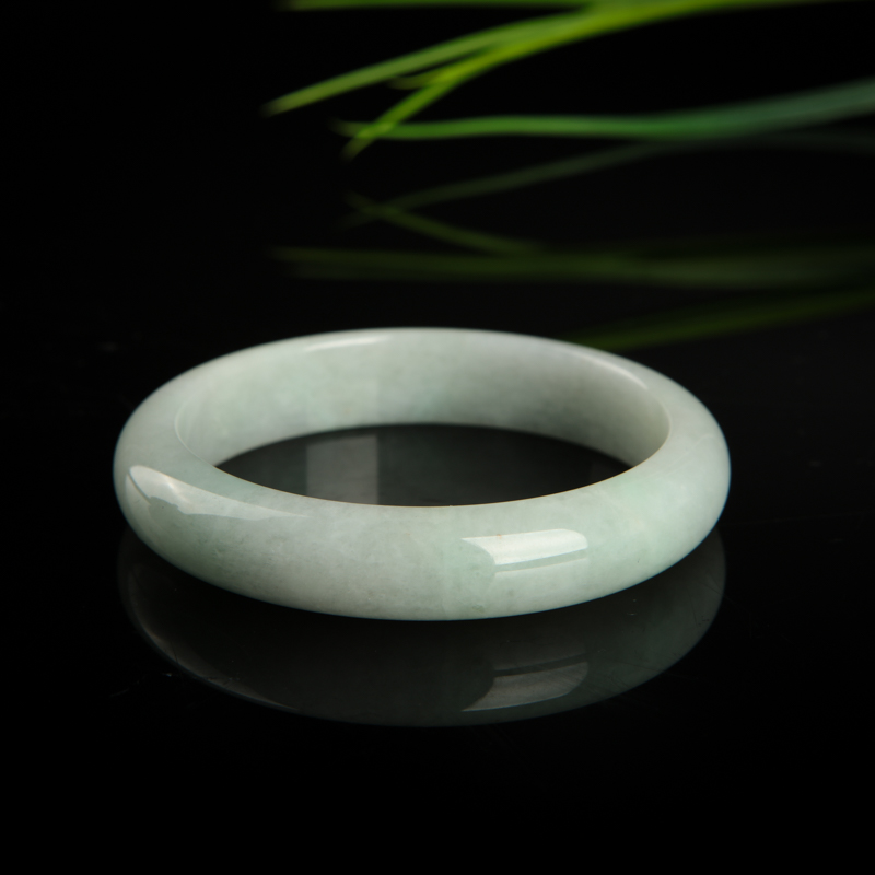 天然豆种翡翠手镯－红掌柜