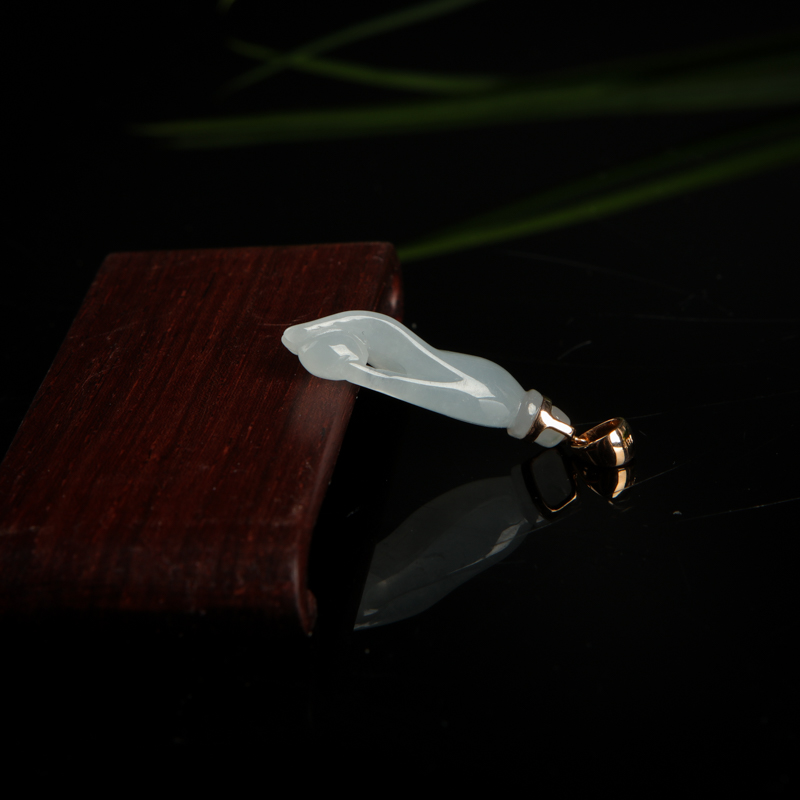 糯种翡翠佛手吊坠-红掌柜