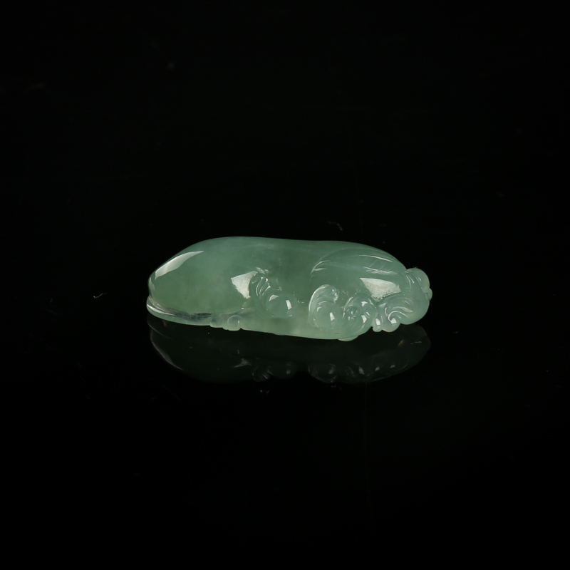 糯种深绿翡翠吊坠-红掌柜