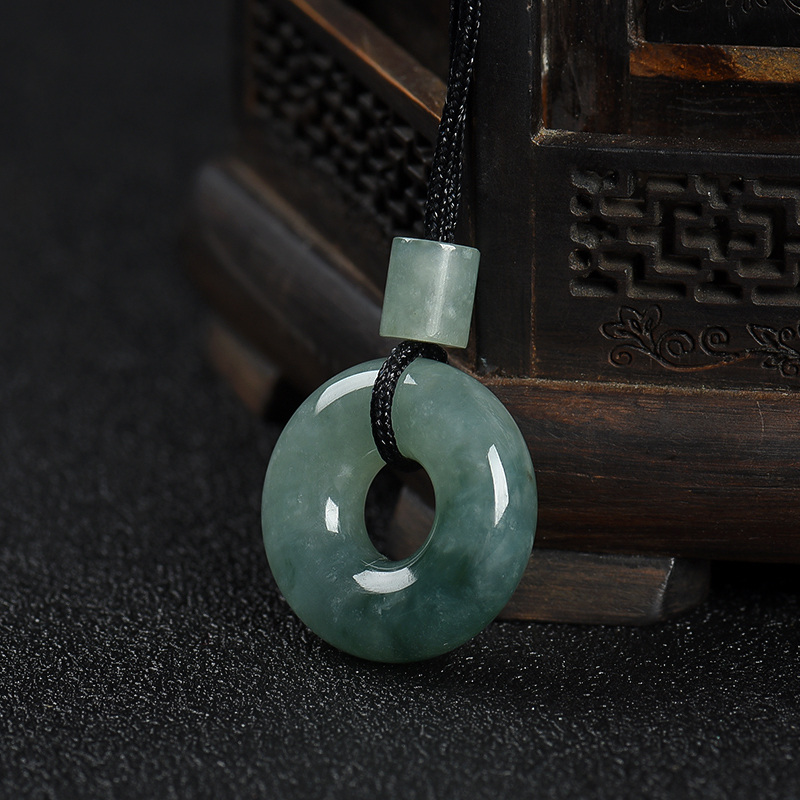 豆种翡翠平安扣吊坠-红掌柜