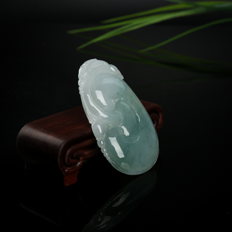 飘花翡翠如意吊坠-红掌柜