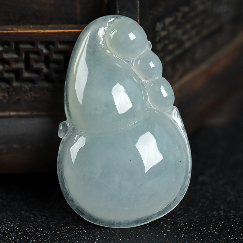 缅甸天然糯种灰绿翡翠吊坠-红掌柜