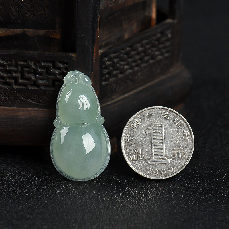 糯种灰绿翡翠福禄吊坠-红掌柜