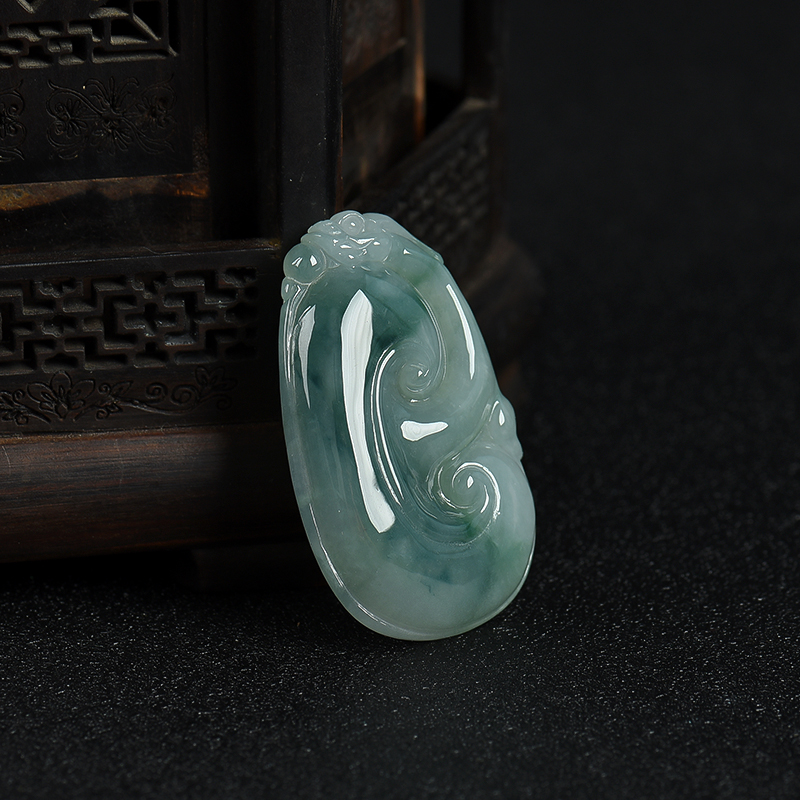 天然糯种飘花翡翠如意吊坠-红掌柜