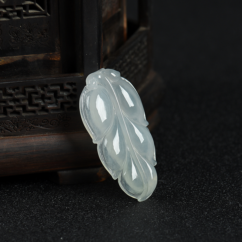 天然糯种翡翠金枝玉叶吊坠-红掌柜