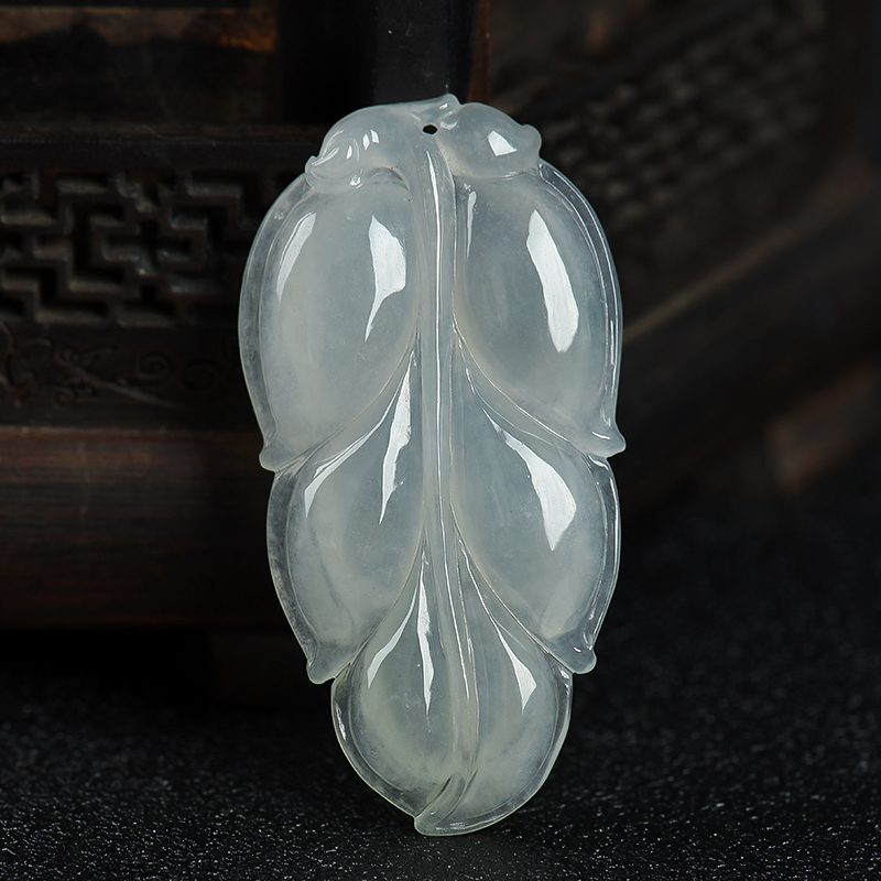 糯种翡翠金枝玉叶吊坠-红掌柜