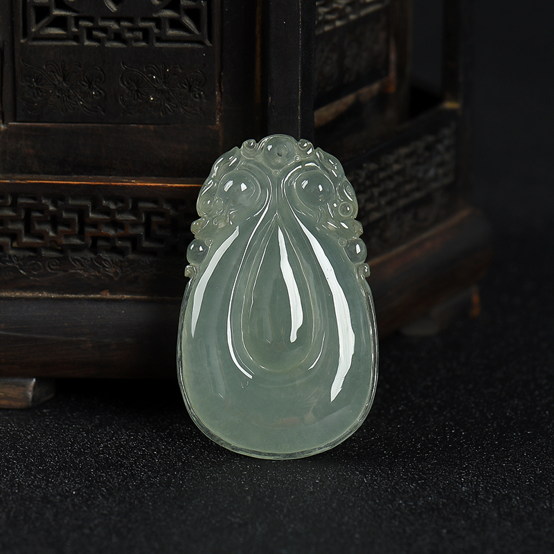缅甸天然糯冰种灰绿翡翠福贝吊坠-红掌柜