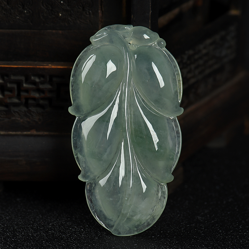 缅甸天然糯种飘花翡翠吊坠-红掌柜
