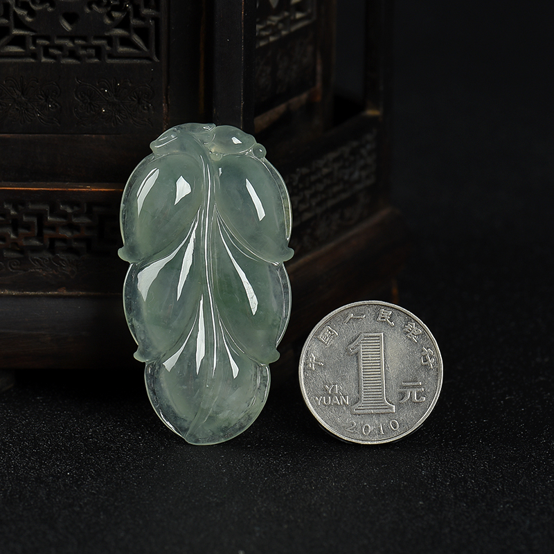糯种翡翠金枝玉叶吊坠-红掌柜