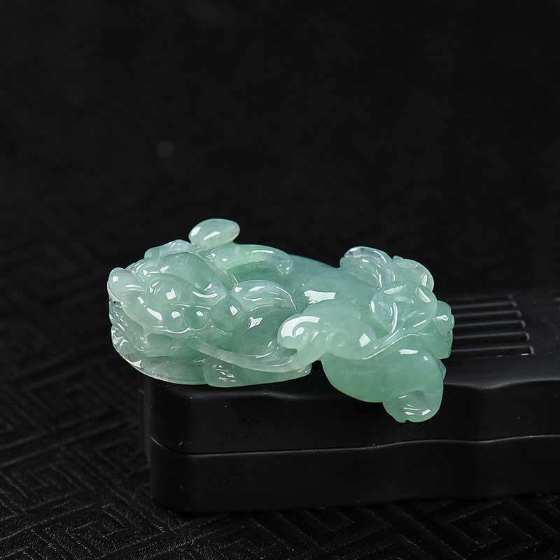 缅甸糯冰种豆绿翡翠貔貅吊坠-红掌柜