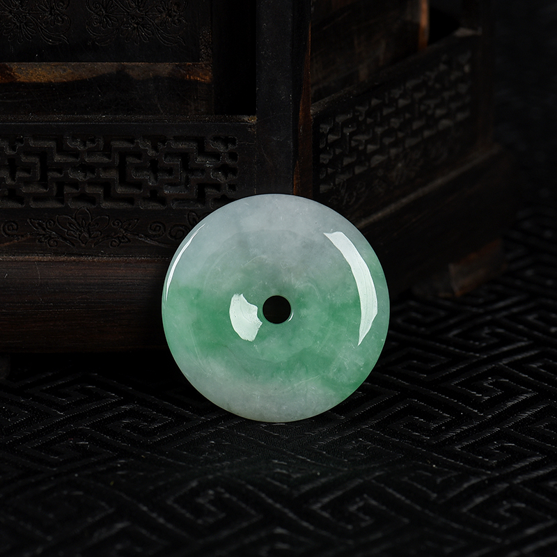 豆种飘翠翡翠平安扣吊坠-红掌柜