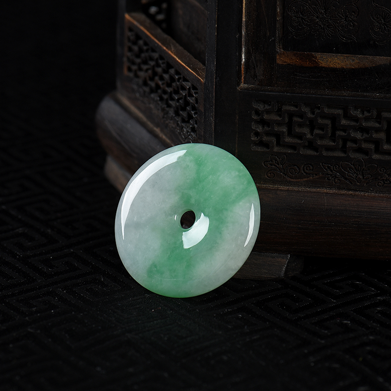 豆种翡翠平安扣吊坠-红掌柜