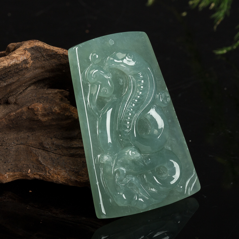 缅甸翡翠蛇吊坠-红掌柜