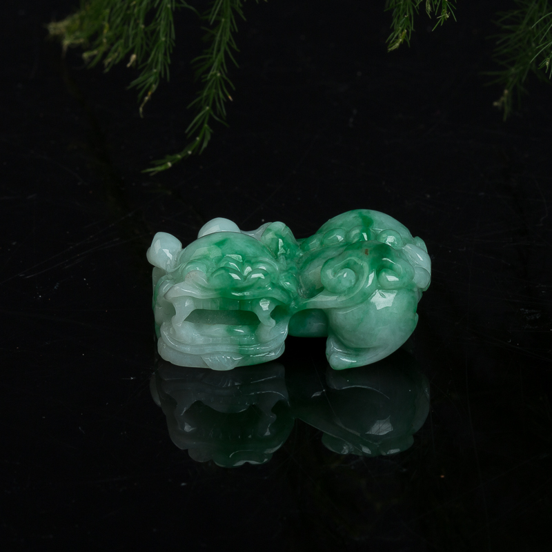 豆种飘翠翡翠貔貅吊坠-红掌柜