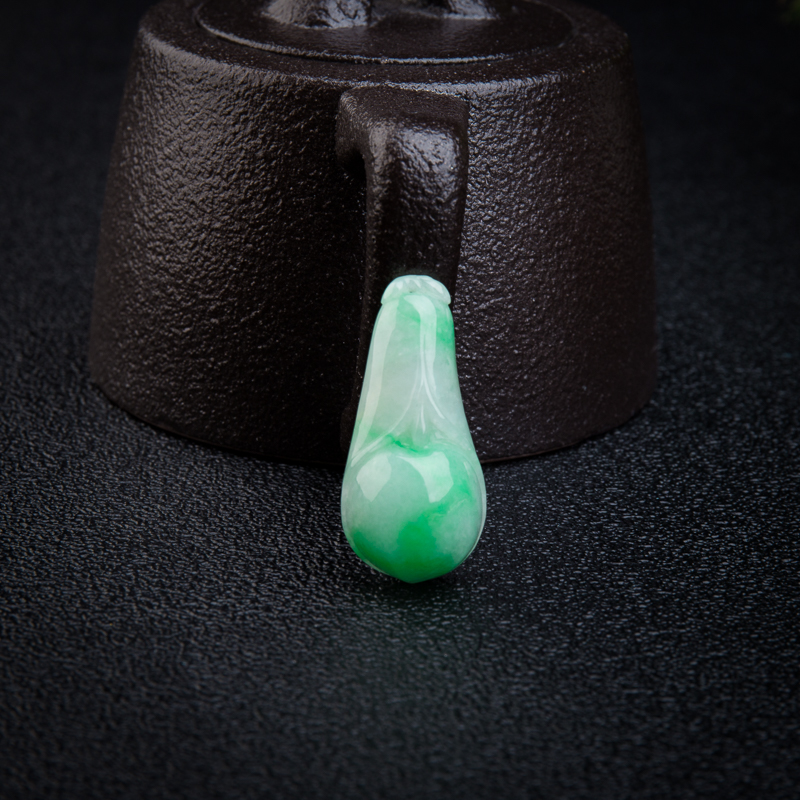 糯种飘翠翡翠百合吊坠-红掌柜