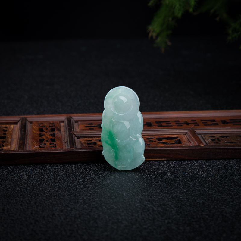 糯种翡翠悬壶济世吊坠-红掌柜