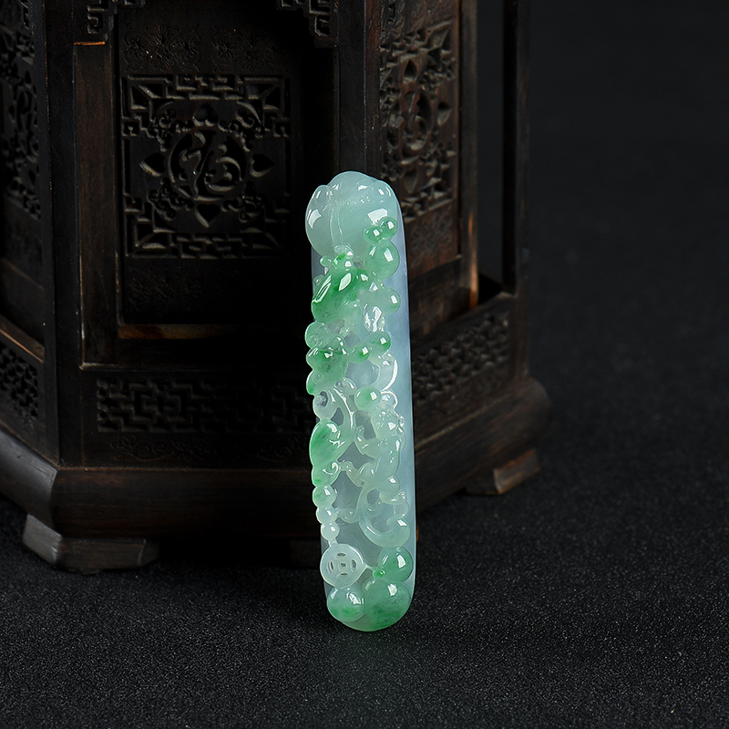 天然糯种春带彩翡翠福寿如意吊坠-红掌柜