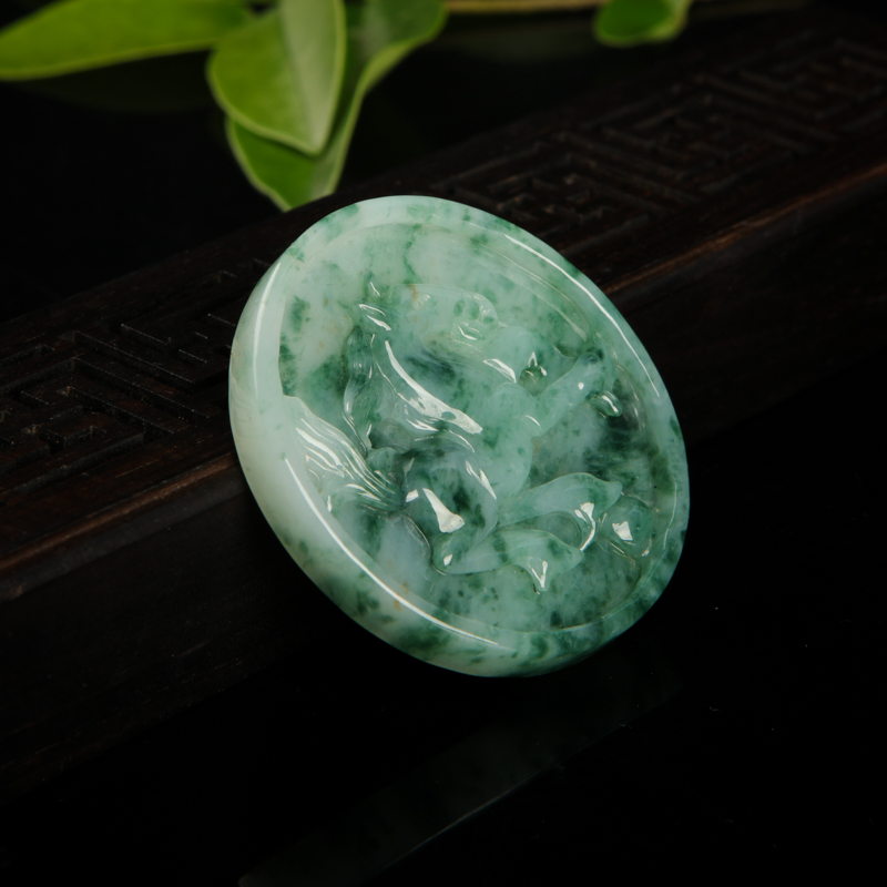 天然糯种飘花翡翠午马吊坠-红掌柜