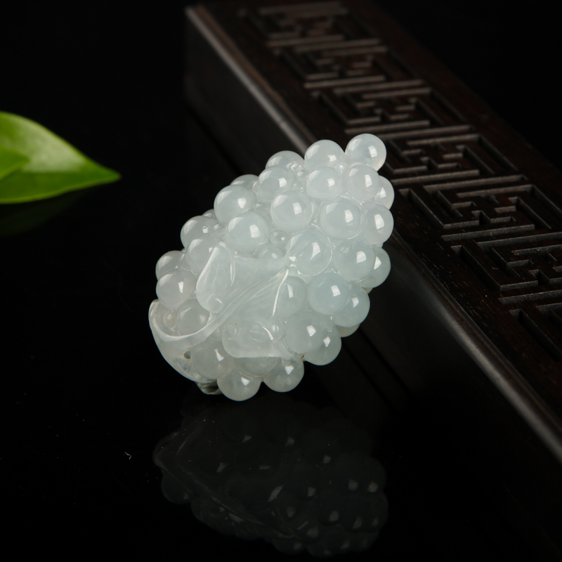糯种翡翠多子多福吊坠-红掌柜