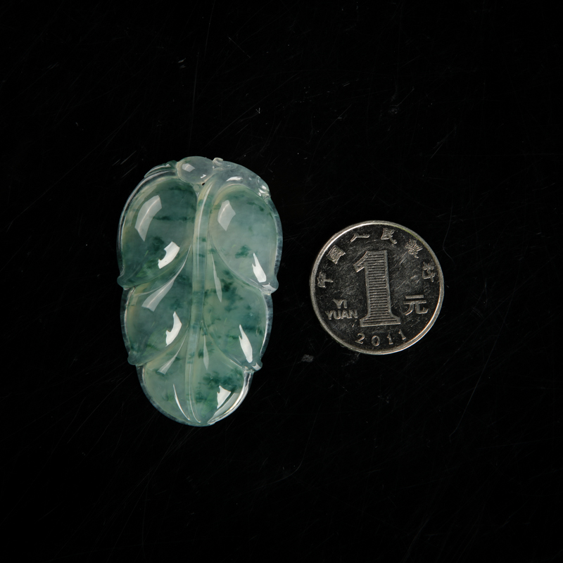 翡翠吊坠-红掌柜