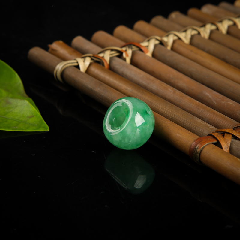 天然飘翠翡翠路路通吊坠-红掌柜