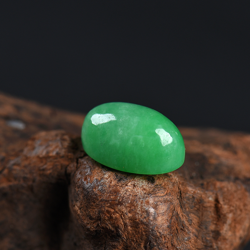 缅甸糯种翠绿翡翠戒面-红掌柜