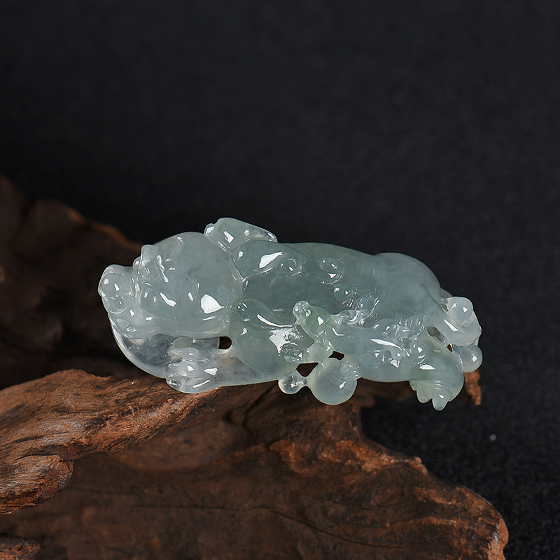 天然糯冰种飘花翡翠貔貅吊坠-红掌柜