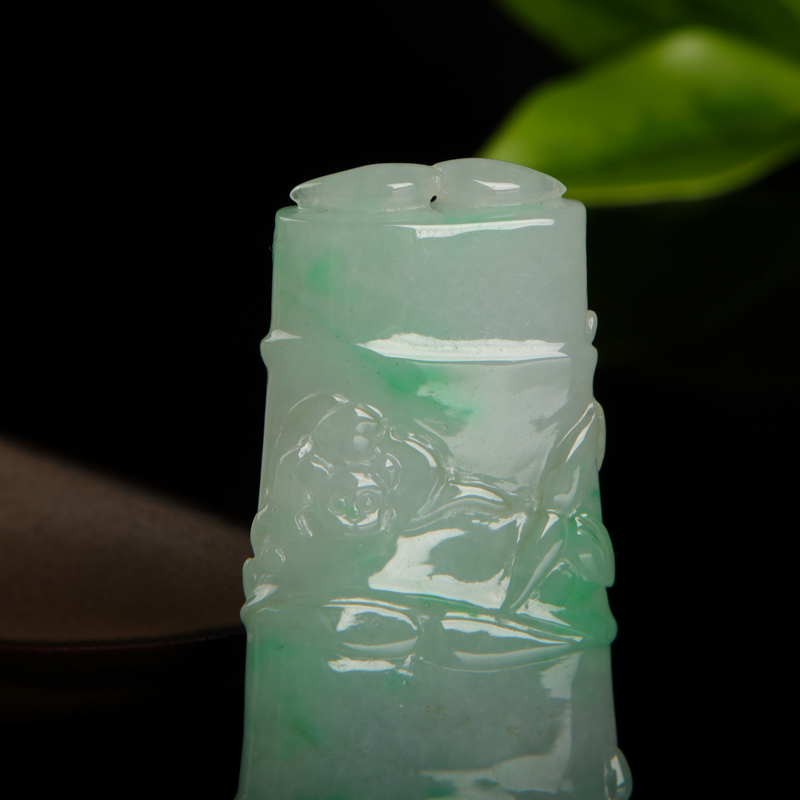 缅甸翡翠节节高吊坠-红掌柜