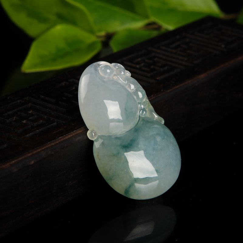 飘花翡翠福禄吊坠-红掌柜