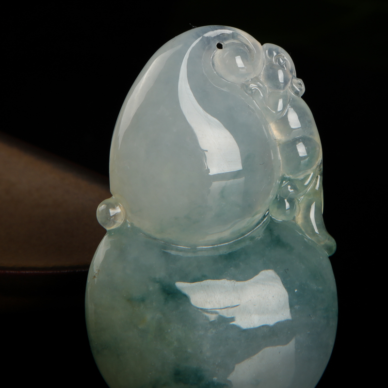 糯种飘花翡翠福禄挂坠-红掌柜