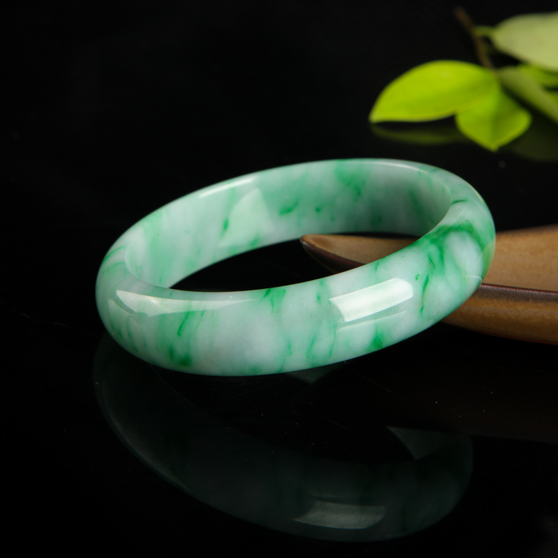 飘翠翡翠手镯-红掌柜