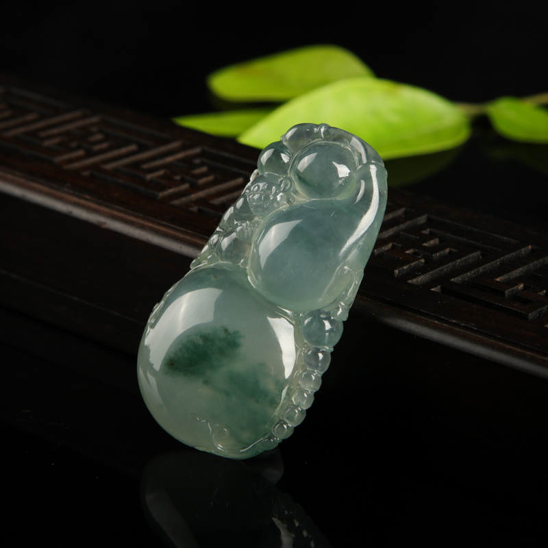 糯冰种翡翠葫芦吊坠-红掌柜