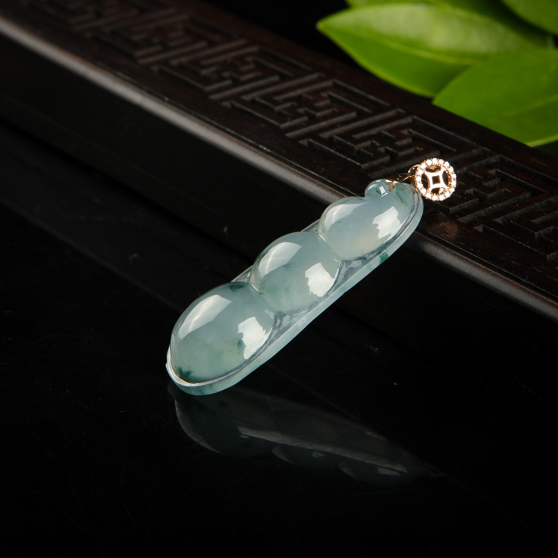 飘花翡翠连中三元吊坠-红掌柜