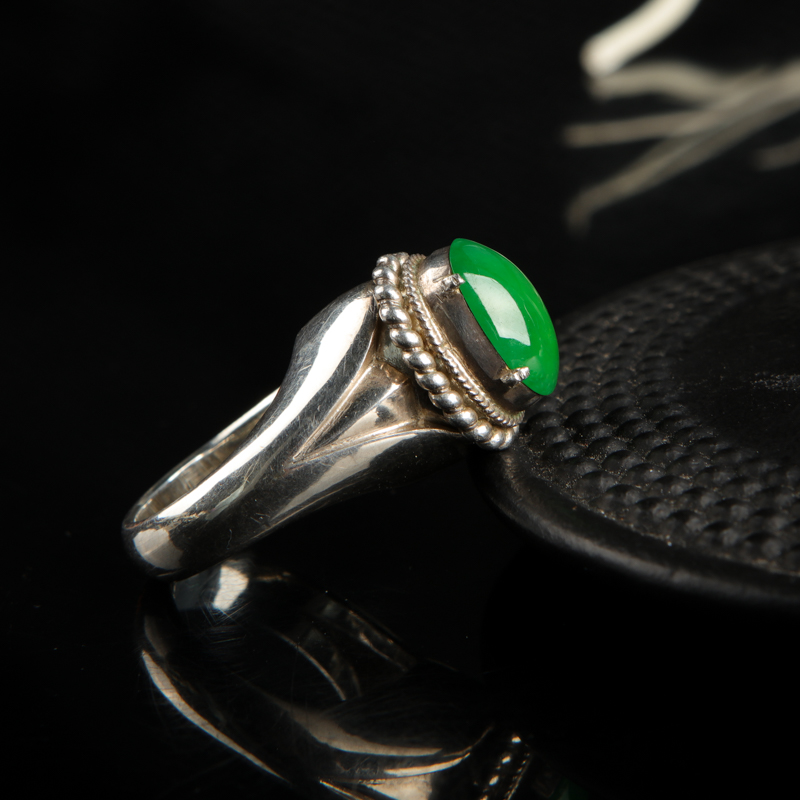 阳绿翡翠戒面-红掌柜