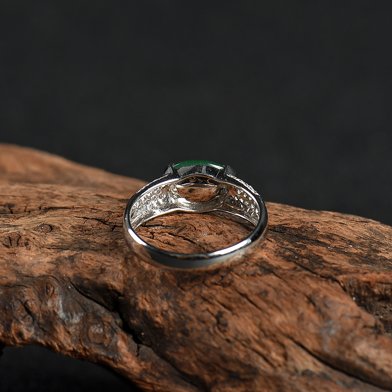 18K天然糯种翠绿翡翠戒指-红掌柜