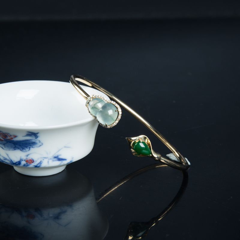 糯冰种飘花翡翠福禄手镯-红掌柜