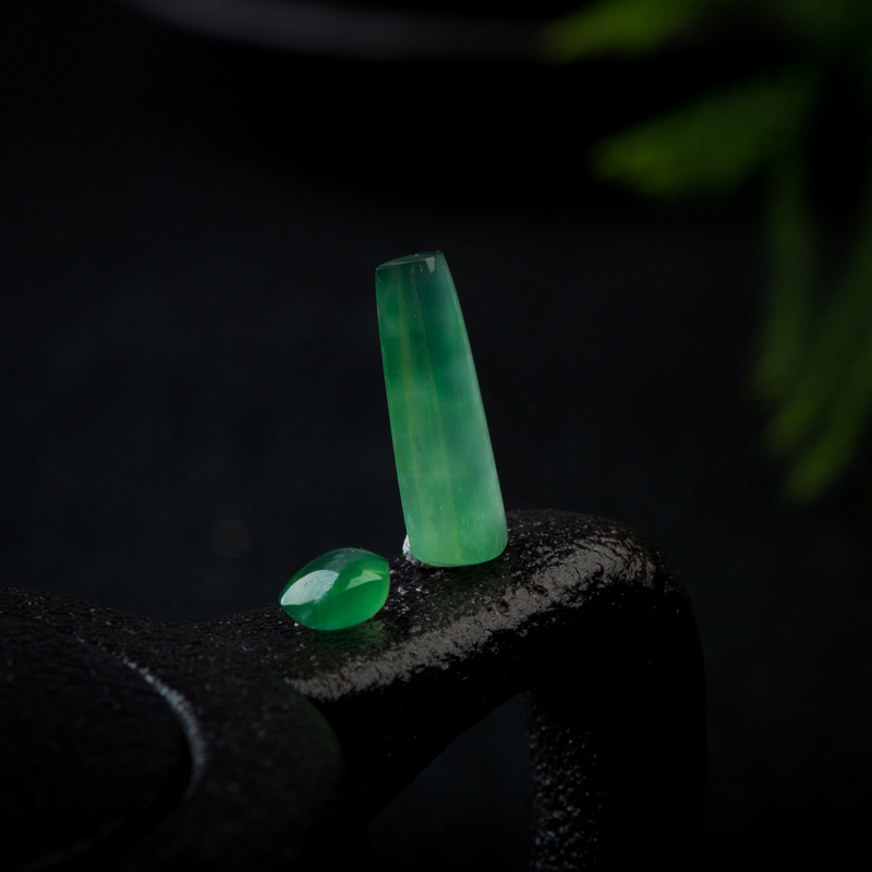 冰种浅绿翡翠套装戒面-红掌柜